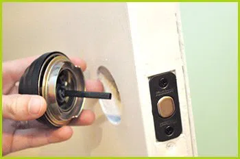 Expert Locksmith Services Westminster, CO 303-566-0917 - 12-changing-locks