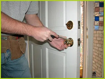 Expert Locksmith Services Westminster, CO 303-566-0917 Expert Locksmith Services Westminster, CO 303-566-0917 - 9-locks-change